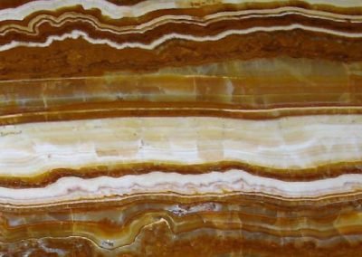 brown onyx thumb vein cut